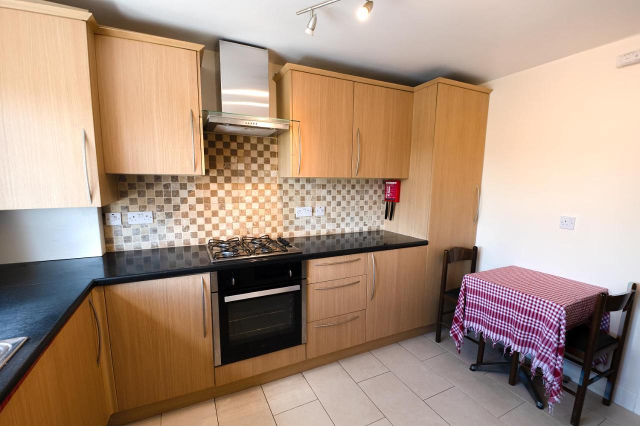 Apartment Immaculate 2-bed In By River Isleworth